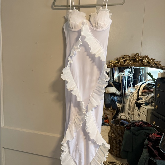 White Ruffled Women's Intimate - Picture 2 of 2